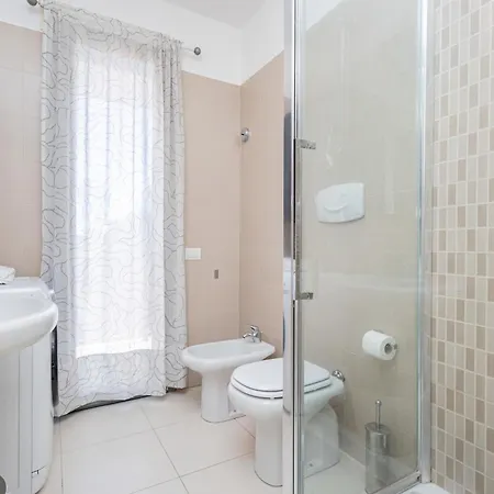 Apartment Moderno In Zona Stazione E Ospedali Pavia