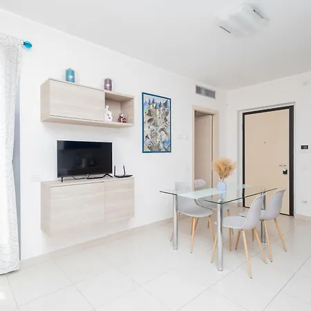 Moderno In Zona Stazione E Ospedali Apartment