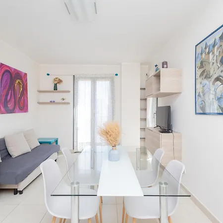 Apartment Moderno In Zona Stazione E Ospedali *